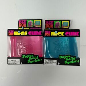 Needoh nice cube lot of 2 pink / blue